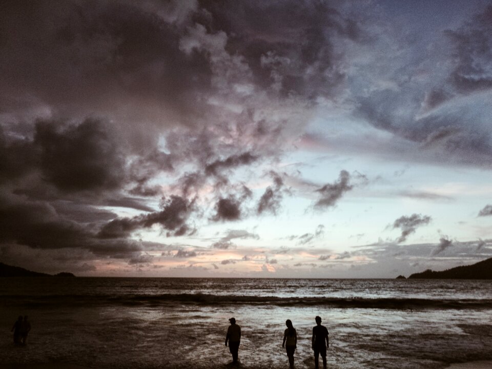 Nightfall sea people