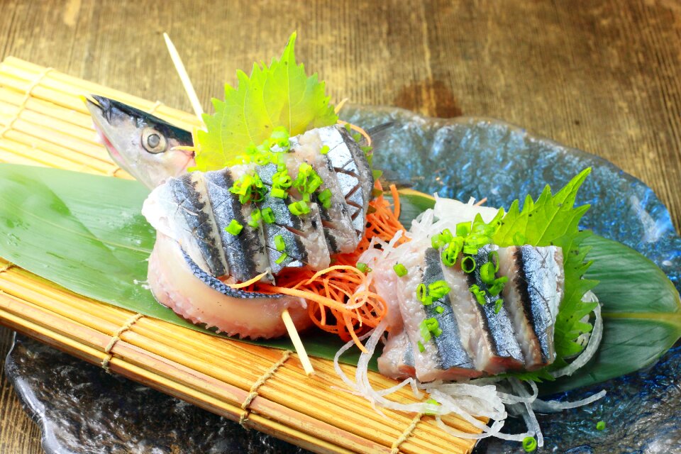 Pacific saury sashimi food