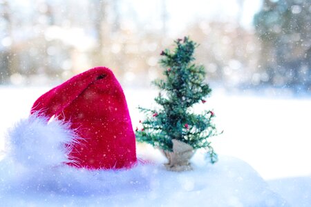 Santas hat snow