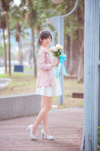 Woman girl roses
