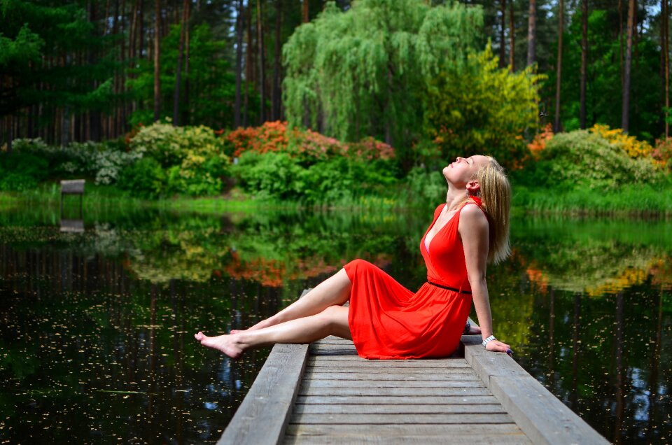 Woman girl dress lake