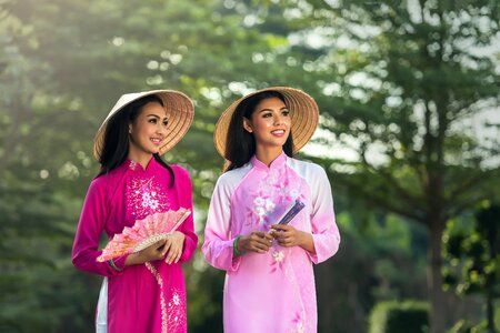 Women ao dai photo