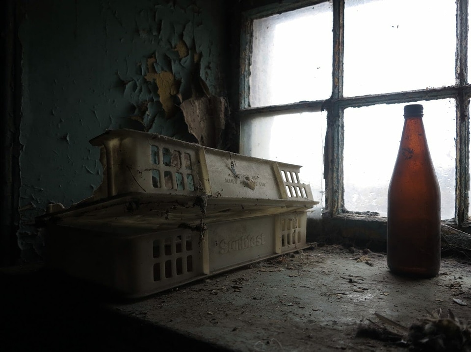 Abandoned bottle food