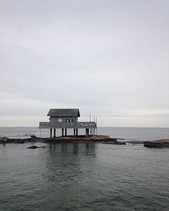 Building dock fishing