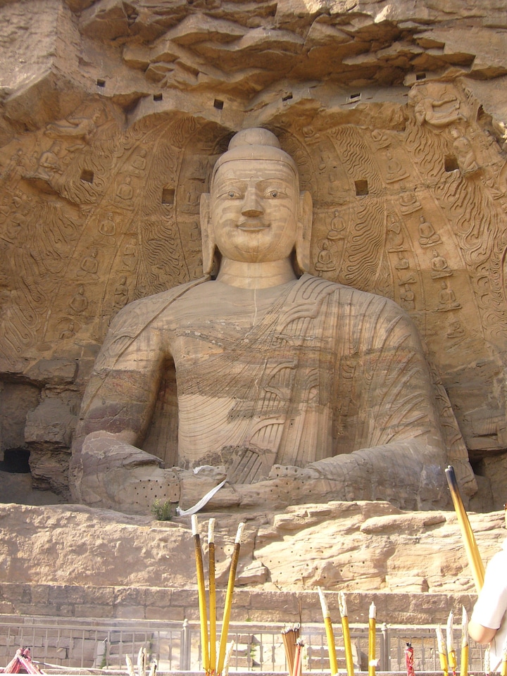Buddha statue yungang grottoes