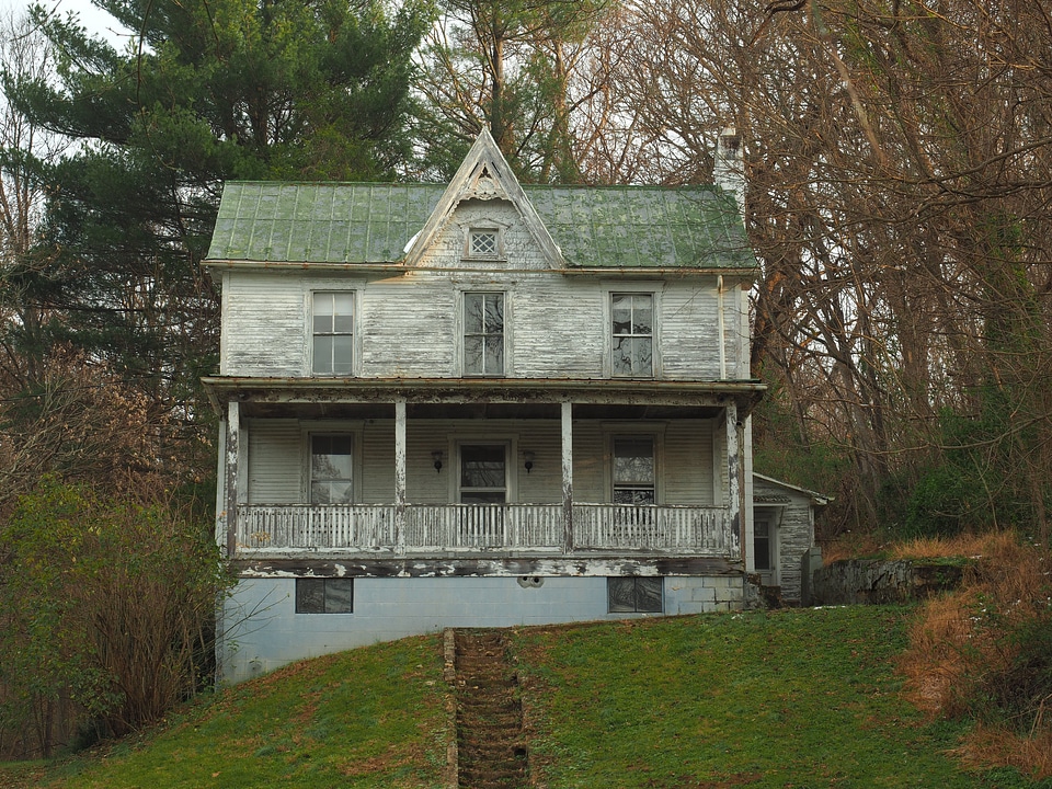 Building cottage countryside photo