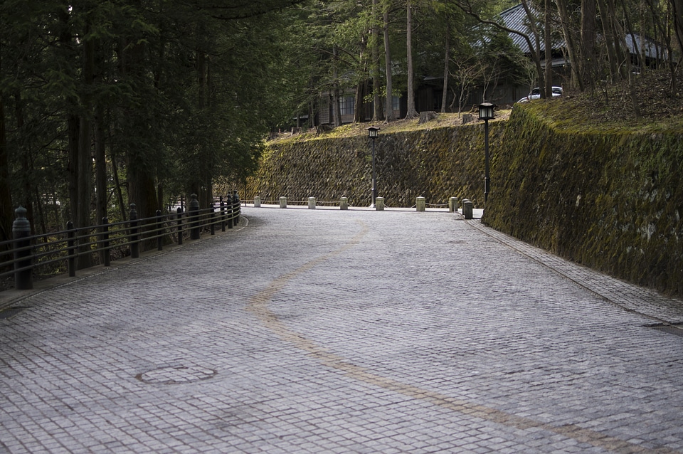 6 Nikko Futarasan Shrine