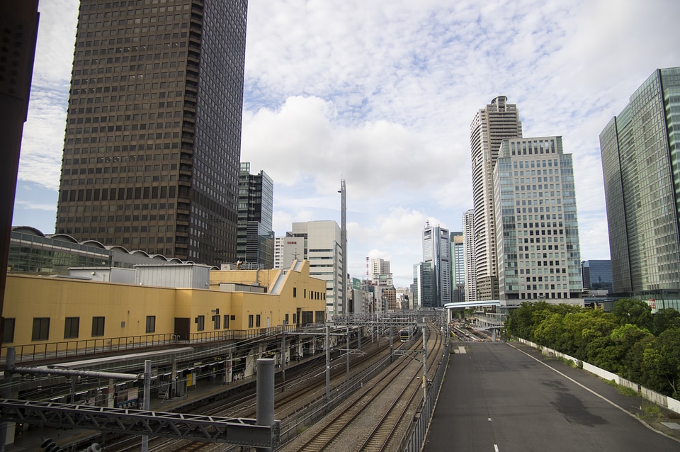 11 Shinbashi Station