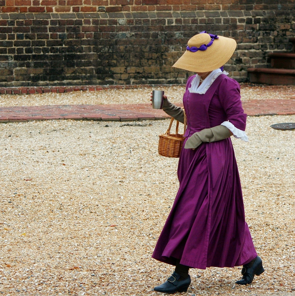 18th century dress female clothing attire