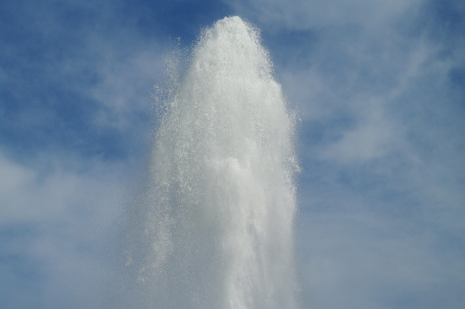 16 Watera fountain