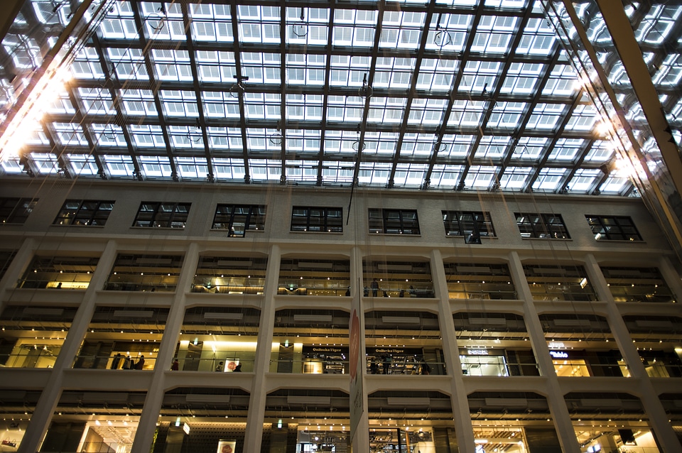 3 Ceiling