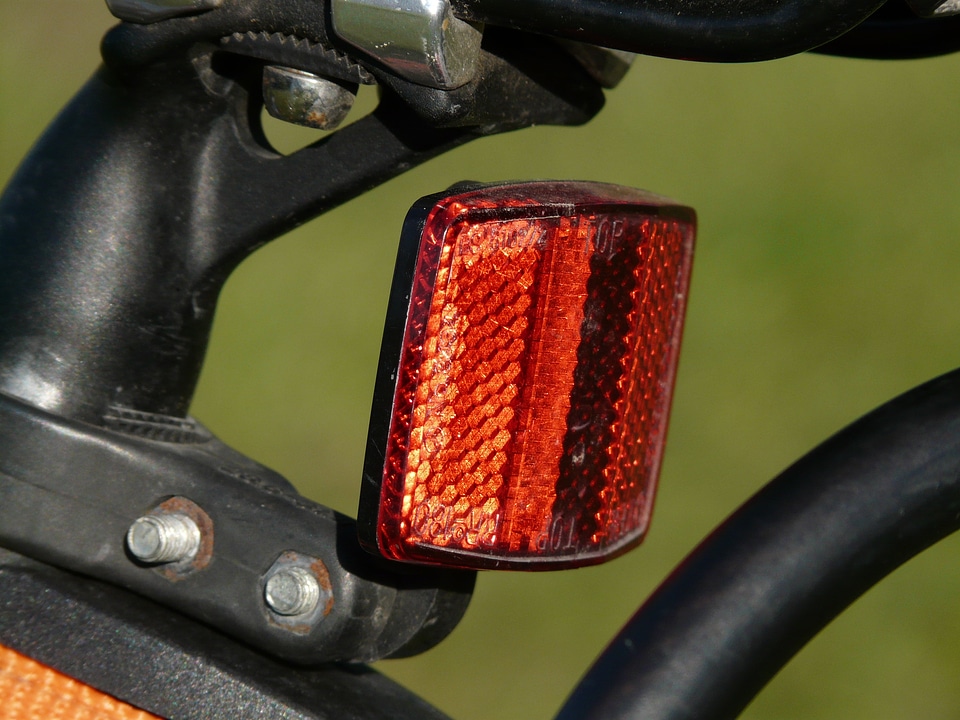 Cycle back light spotlight