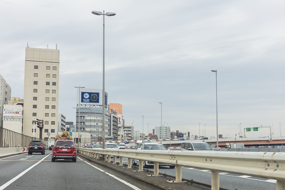 4 Metropolitan Expressway
