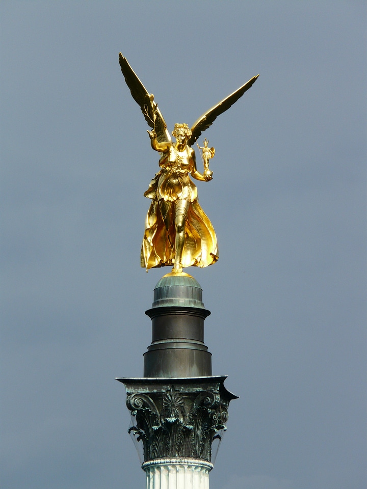Bogenhausen golden figure