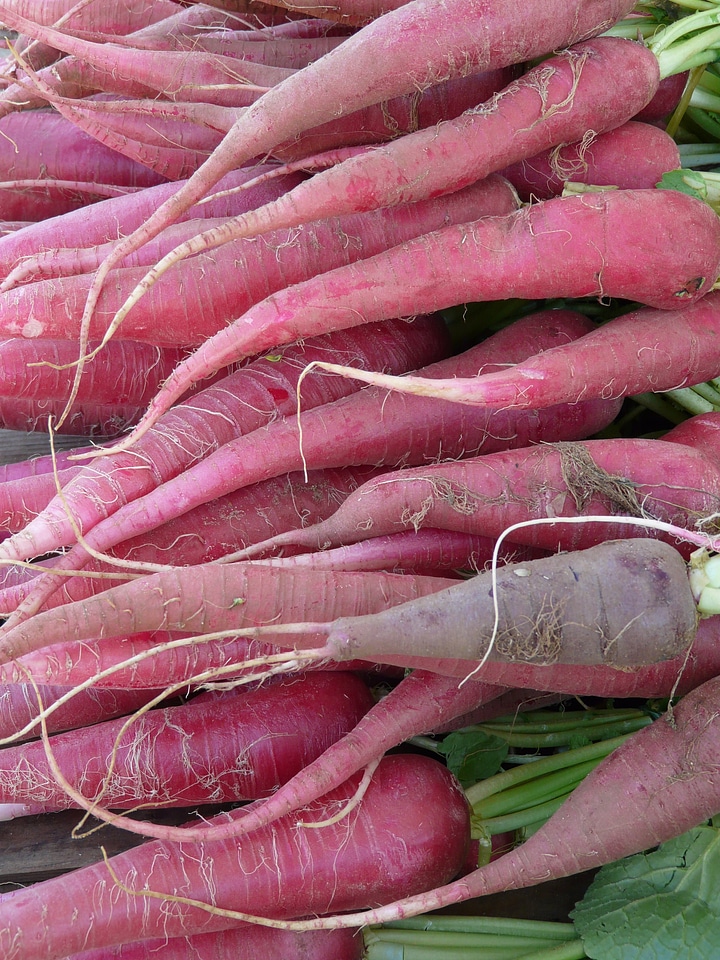 Food red vitamins