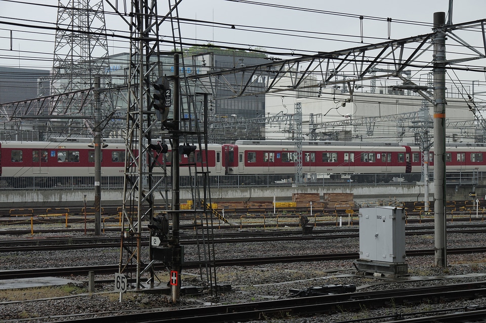 2 Hanshin Namba Line
