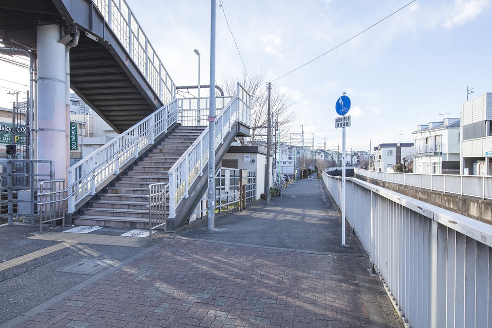 4 Mitakadai station