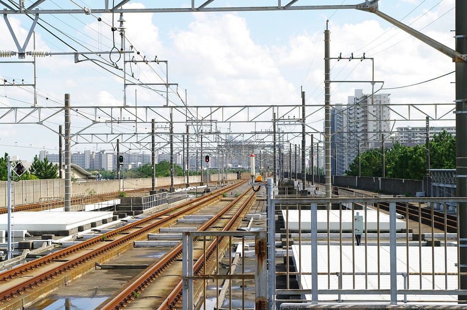 4 Kaihinmakuhari Station