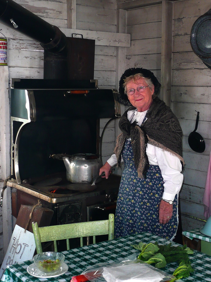 Canada kitchen person