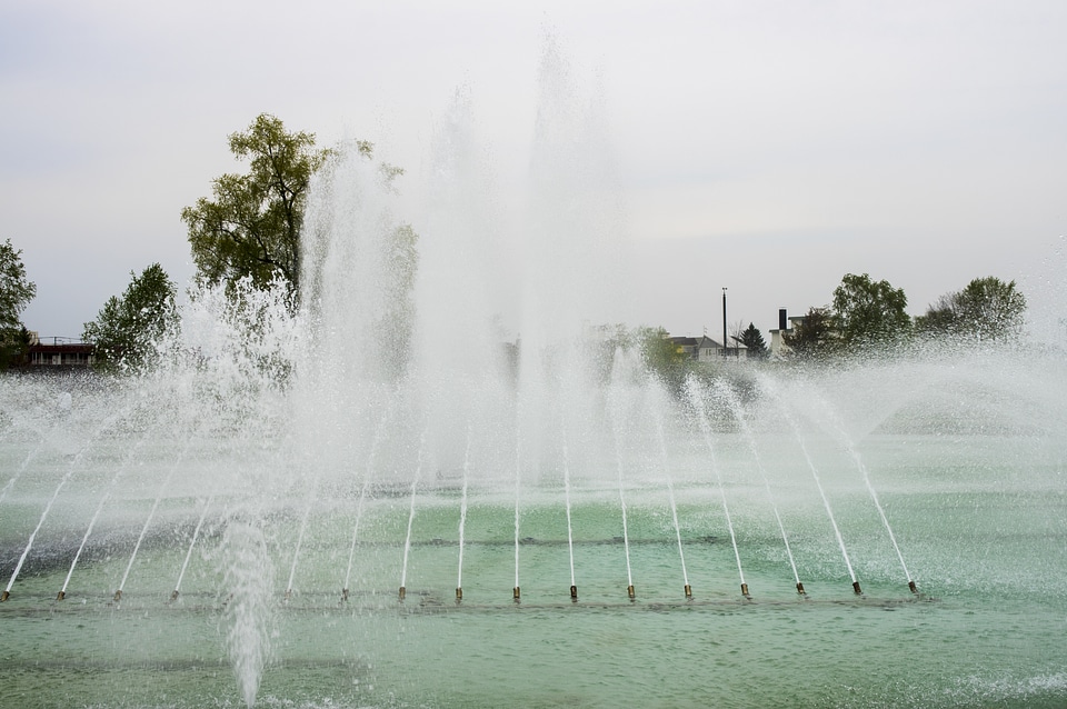 1 Jet of watera fountain