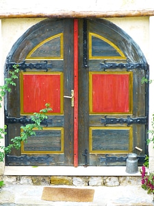 Wood painting doors photo