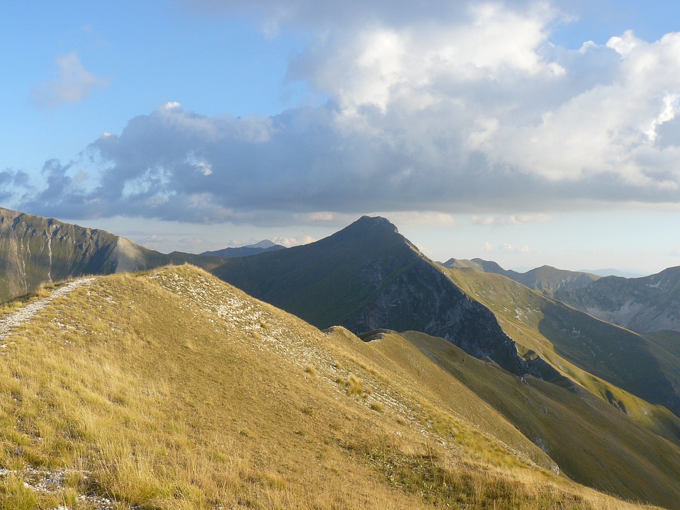 Mountain sibillini upstream
