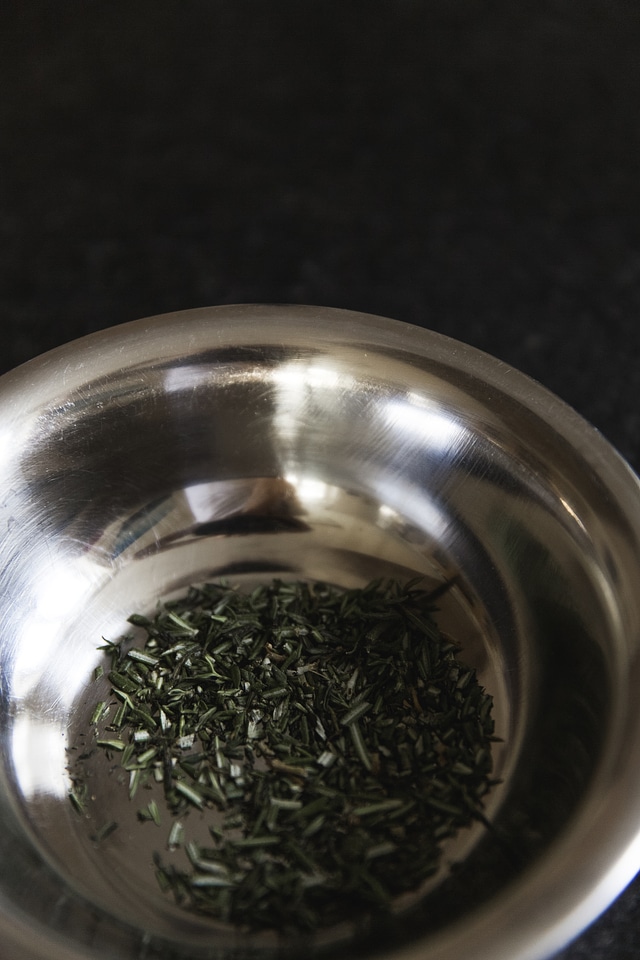 Fresh Bio Rosemary Sliced