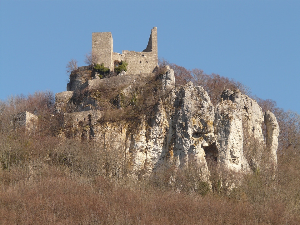 Knight's castle building hike photo