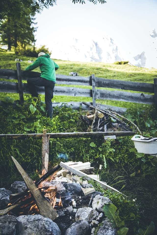 Campfire Outdoor Alpine
