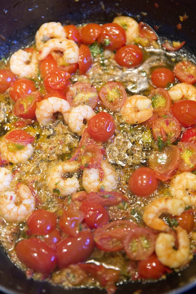 Pasta Tomato Garlic Prawn