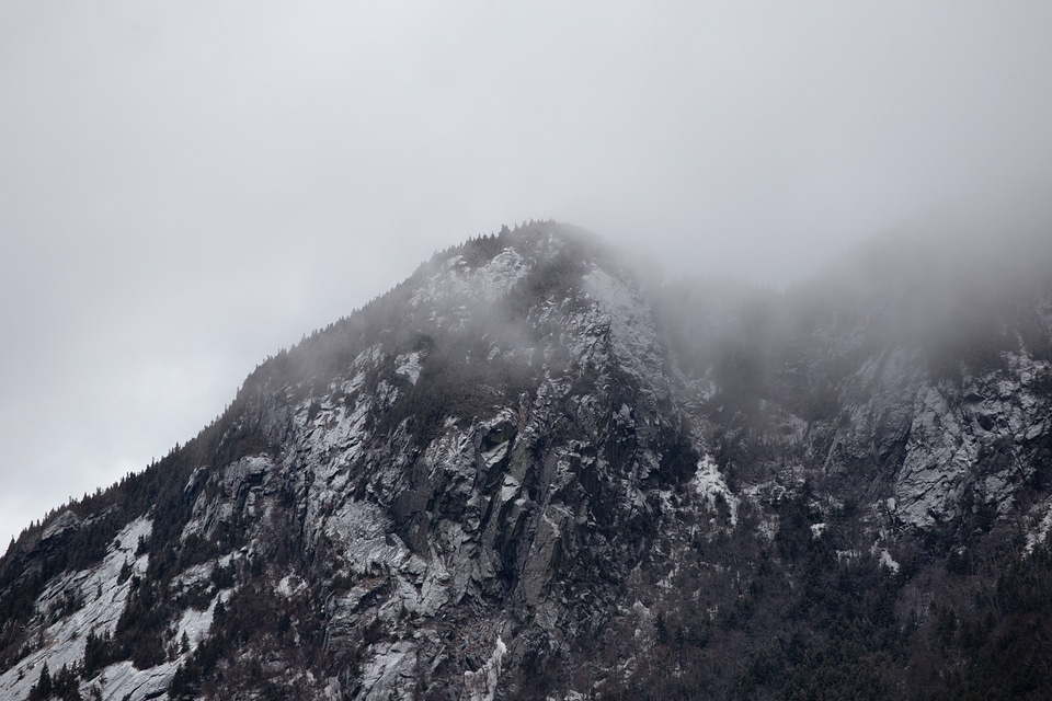 Misty Mountain Free Photo photo