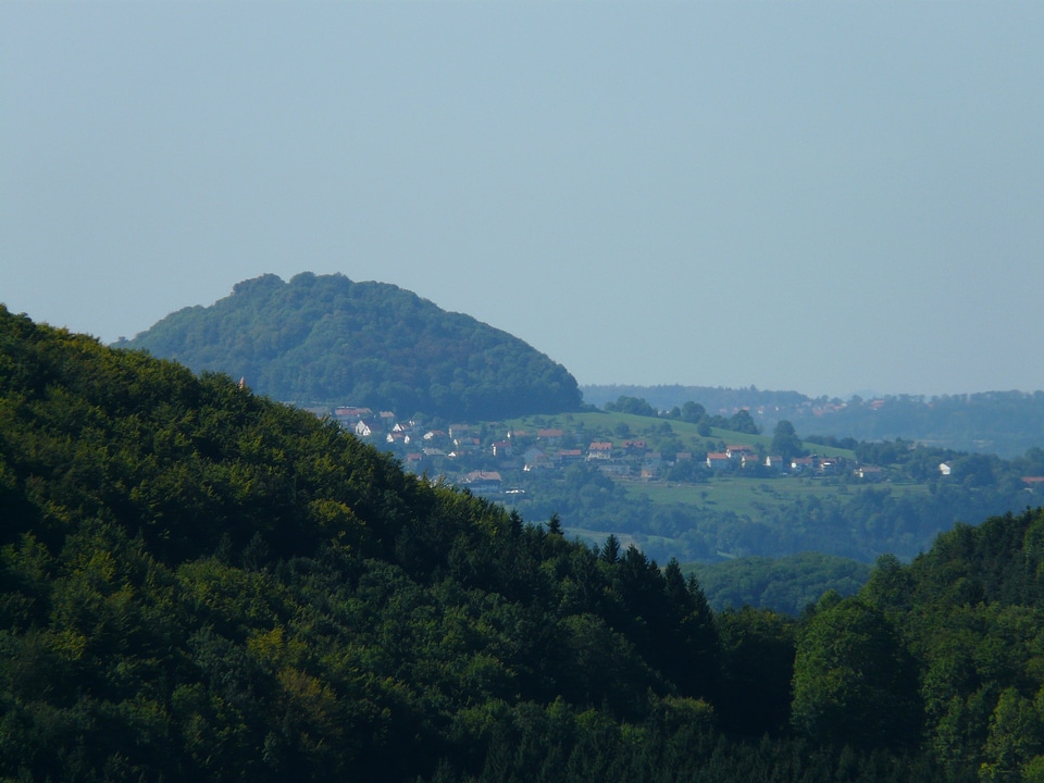 Three kaiserberg alb eaves cone mountain