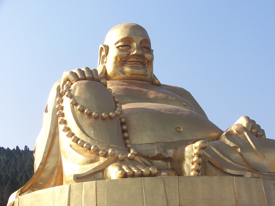 Qianfo mountain jinan statue