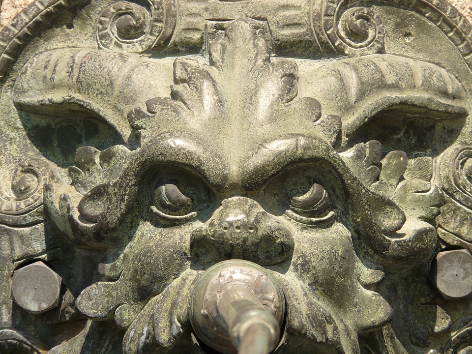 Fountain metal monster