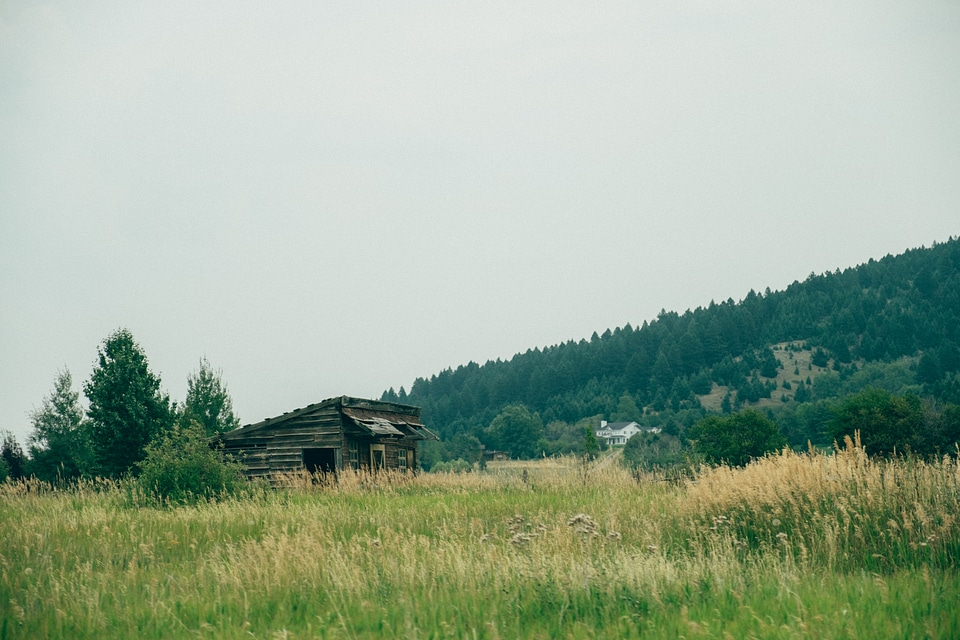 10 Montana, Outside Bozeman