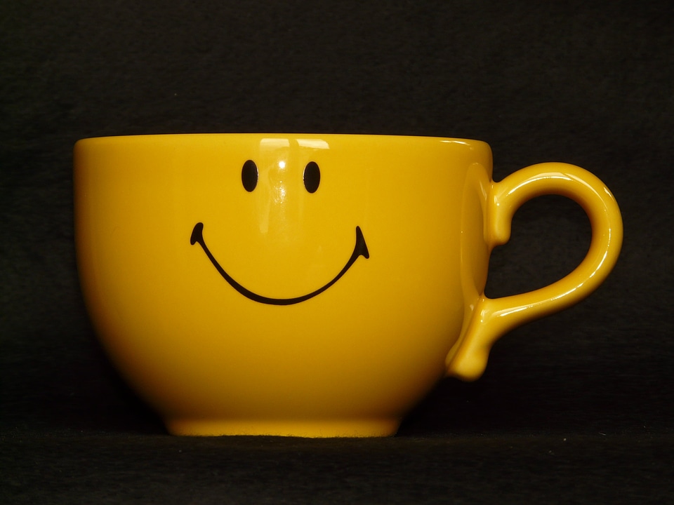 Emoticon yellow drink