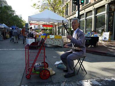 Market chinese music