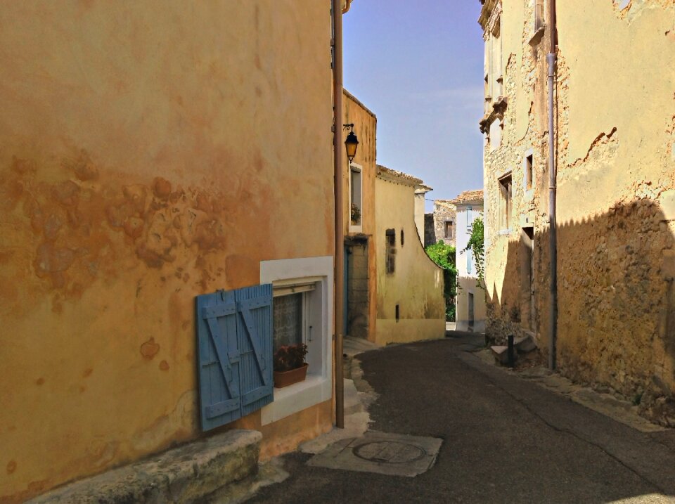 Lane village provence