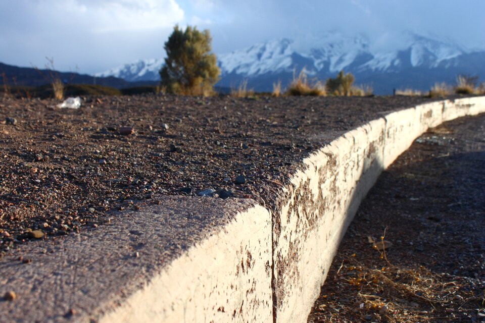 Path curve mountains