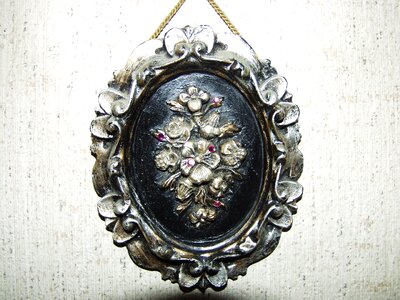 Decoration black silver