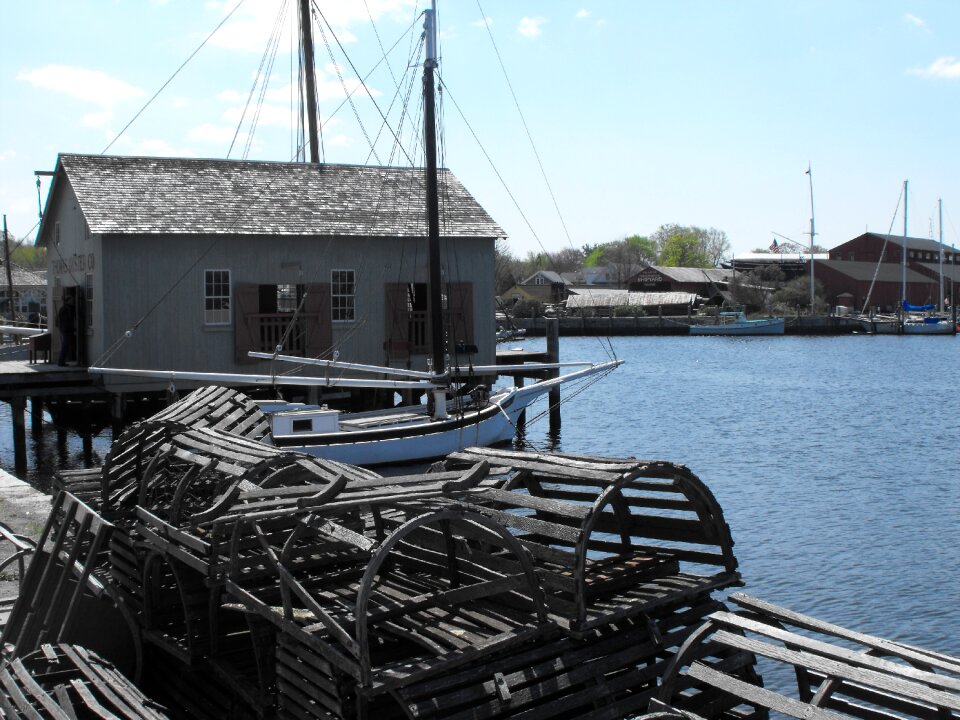 Fishery fish harbor