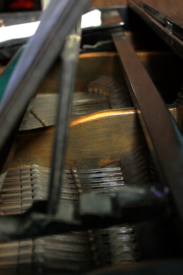 Instrument string sound