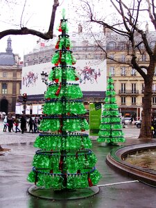 Paris art waste
