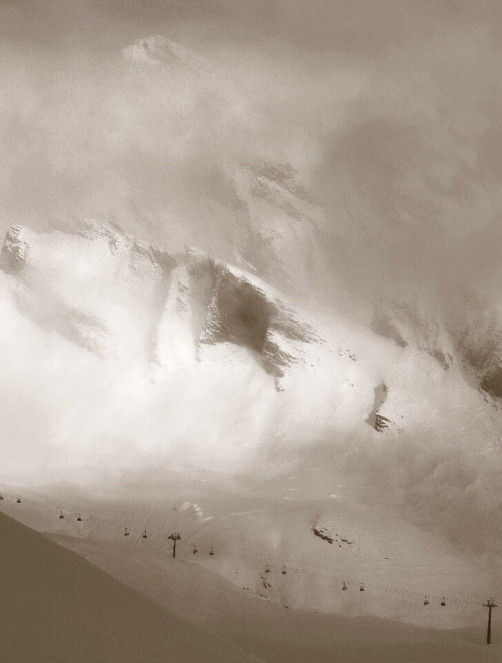 Alpine snow fog