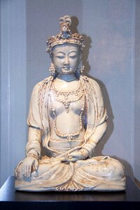 Figure deity statue