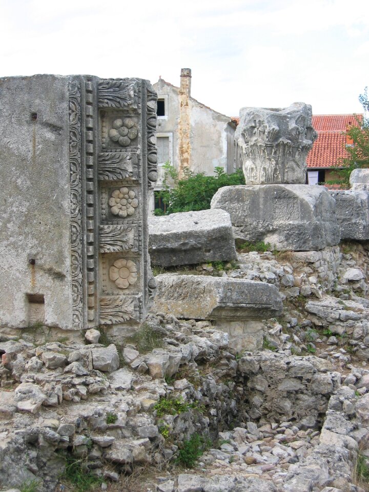 Old house antiquity ruin