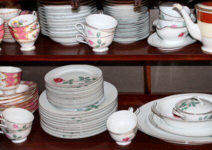 Plates saucers cups photo