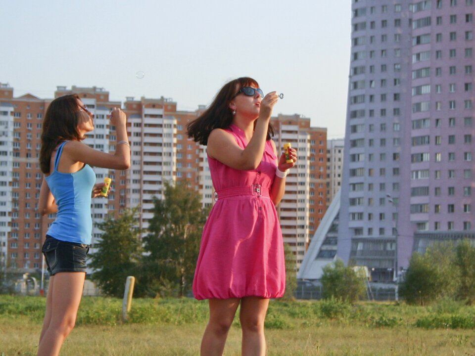 Girls summer bubbles