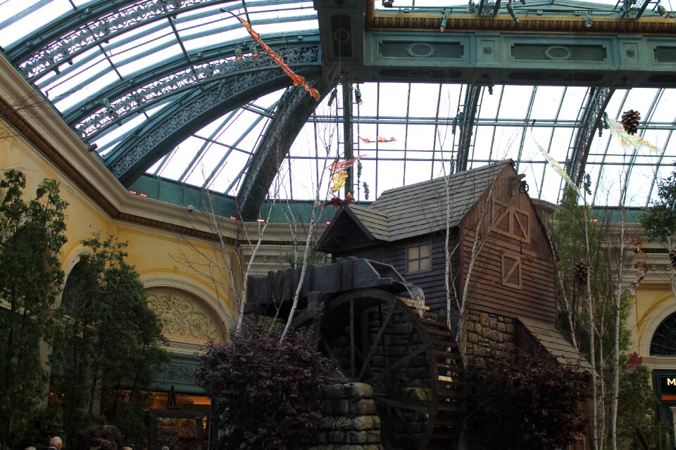 Wheel bellagio casino