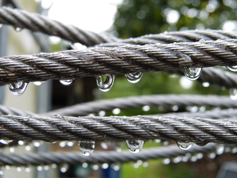 Drop of water wire rope